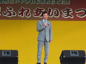 新沼謙治さん